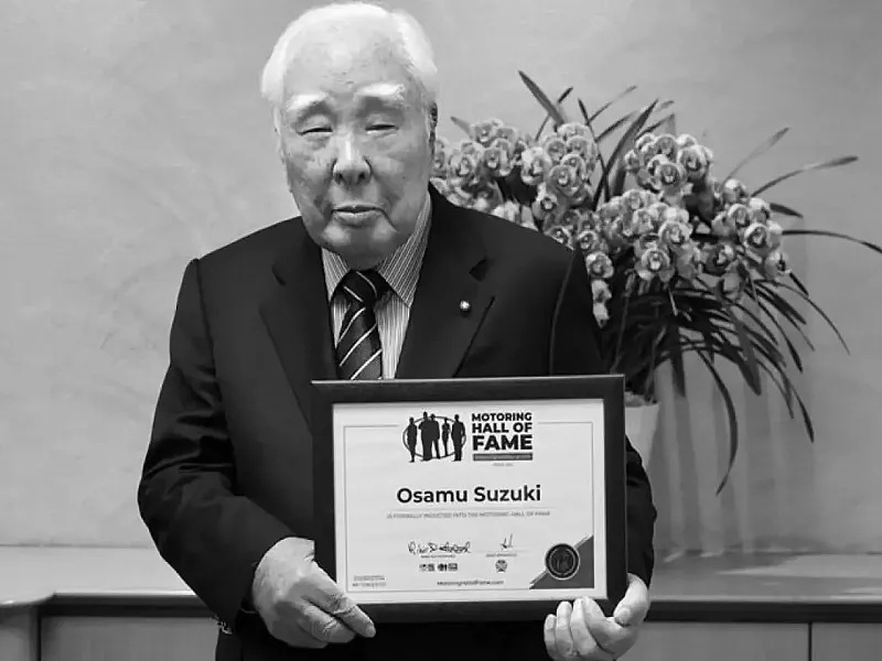 Osamu Suzuki öröksége rendkívül sokszínű és jelentős hatással volt az autóiparra. Ő nem csupán a Suzuki Motor Corporation megalapítója volt, hanem egy olyan innovátor, aki a vállalatot a globális piacon is elismertté tette. Suzuki alatt a cég a kis és köz