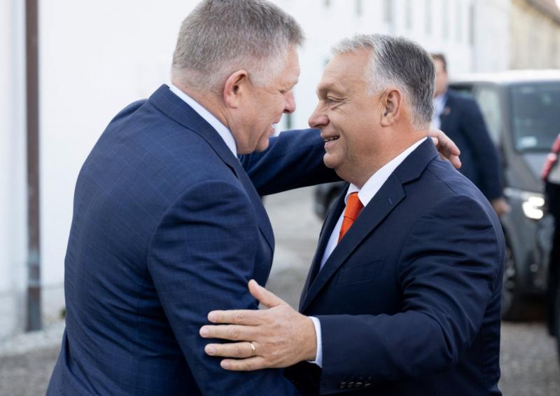 Orbán Viktor kedden találkozik Ficóval Pozsony szívében.