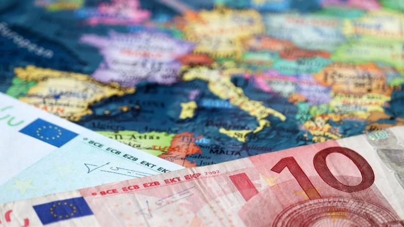 Az Európai Unió egy széleskörű reformprogramot dolgoz ki, amelynek keretében minden területen egy kormány által kinevezett helytartó fogja irányítani a folyamatokat.