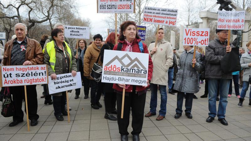 Ez még nem a valódi győzelem: a közelmúltban hozott bírósági döntés következtében várhatóan megnövekedhet a devizahiteles perek száma, de komolyabb rohamra egyelőre nem számíthatunk.